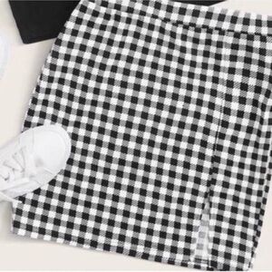 Mini Checkered Skirt | Black and White | Size: L